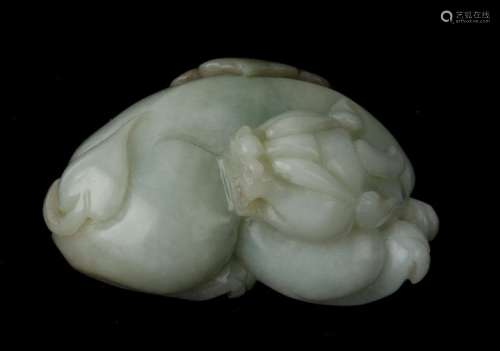 WHITE JADE BEAST CARVING