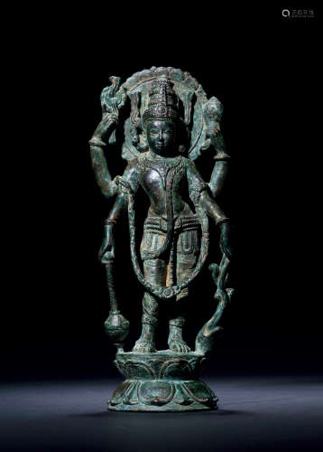 12世纪 南印度帕拉王朝四臂吡湿奴立像