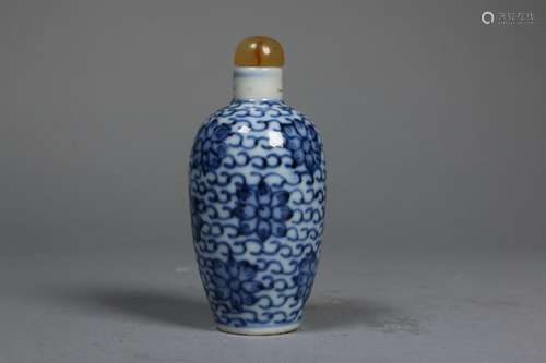 A Chinese Blue and White porcelain Snuff Bottle，Republic