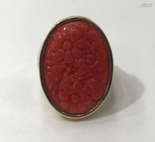 A Carved Coral 14Kg Ring