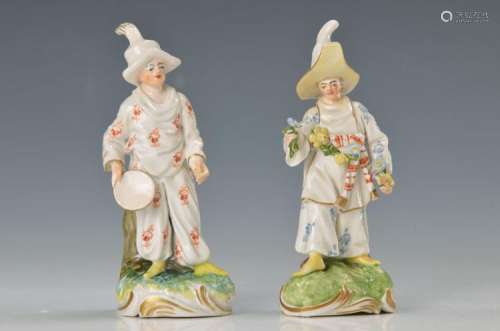 pair of figurines