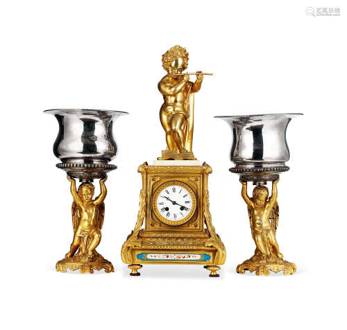 约1890年 法国 铜鎏金镶嵌塞夫瓷瓷匾座钟 (三件套)