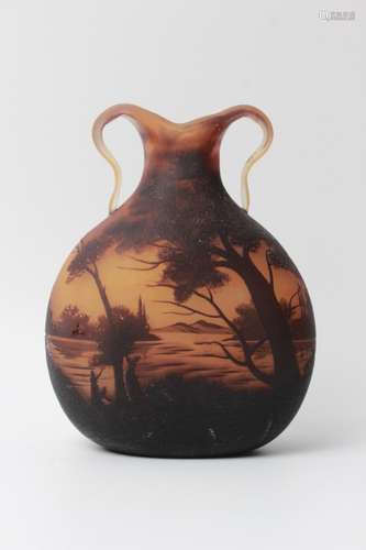 Muller Frers 2-handed Vase