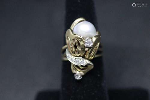 14k Gold Diamond And Pearl Ring