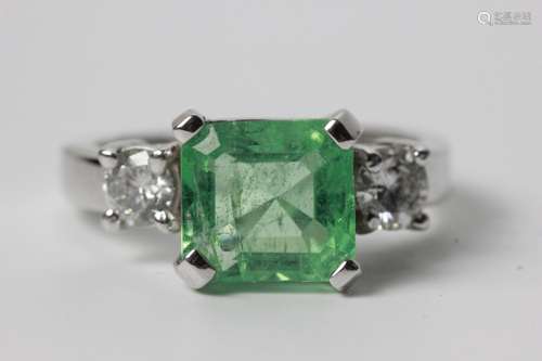 14k White Gold Emerald And Diamond Ring