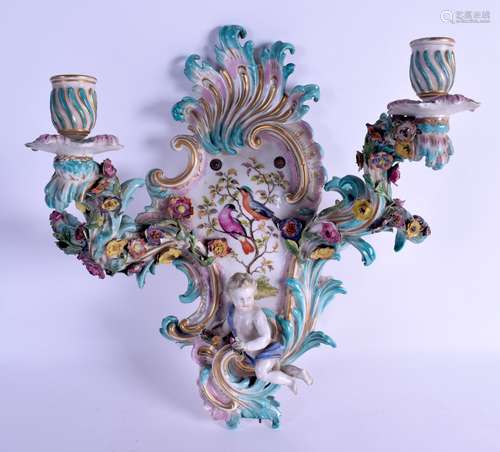 A LARGE 19TH CENTURY GERMAN MEISSEN PORCELAIN TWIN BRANCH WALL BRACKET painted with birds within