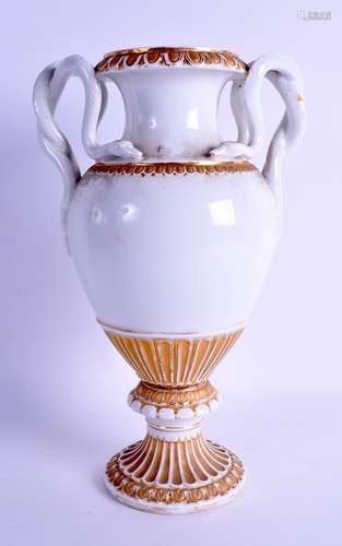 A MEISSEN TWIN HANDLED PORCELAIN VASE with swan like handles and gilt splash decoration. 28 cm