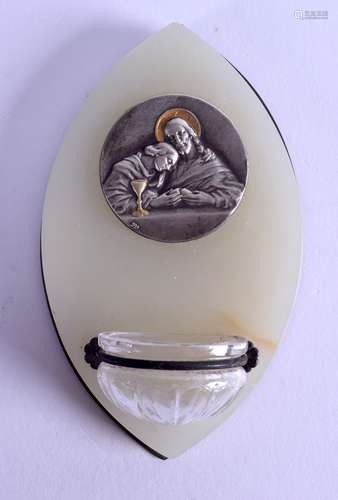 AN UNUSUAL EARLY 20TH CENTURY FRENCH ONYX MINIATURE FONT inset with a silvered medallion depicting a