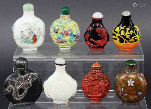 COLLECTION OF EIGHT CHINESE SNUFF BOTTLES, to include red lacquer, porcelain and Peking glass
