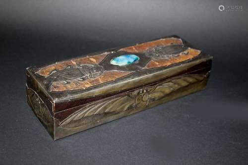 ART NOUVEAU BOX a wooden and pewter Art Nouveau box, set with a Ruskin style roundel at the centre