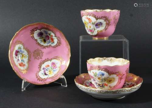 MEISSEN TEA SERVICE, early 20th century, painted with bouquets of flowers inside scrolling gilt