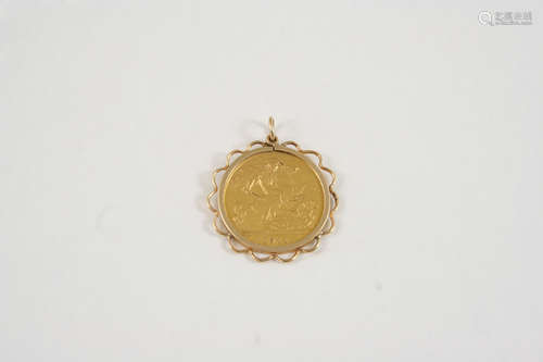 A GOLD HALF SOVEREIGN 1911, in a 9ct. gold pendant mount.