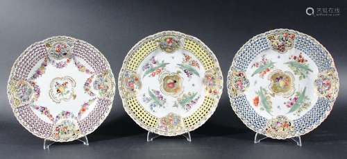 NEAR SET OF THREE MEISSEN CABINET PLATES, 19th century, painted with a central fruit cartouche on