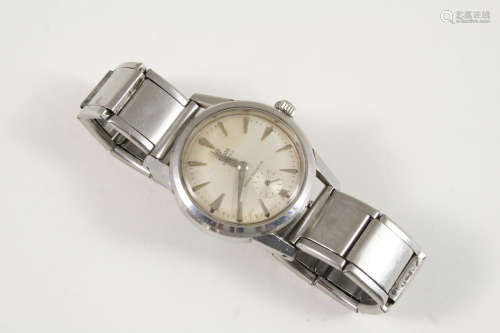 A GENTLEMAN'S STAINLESS STEEL OYSTER WRISTWATCH BY TUDOR ROLEX the signed circular dial with