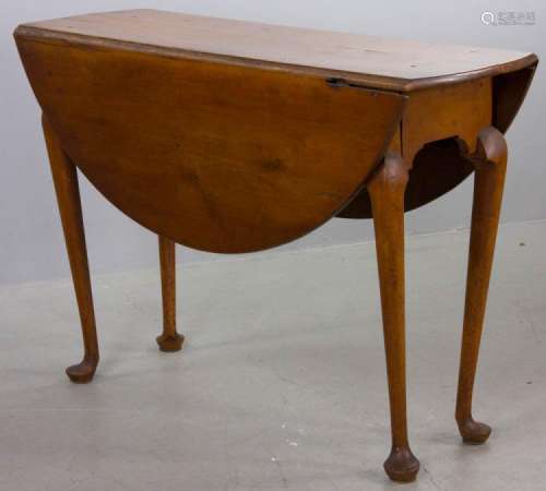 18th C. Queen Anne Maple Drop-Leaf Table