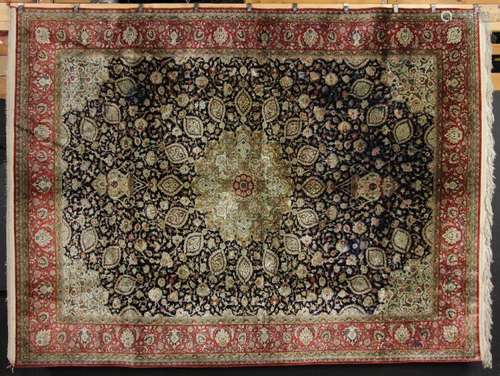 Fine Persian Isfahan Silk Carpet