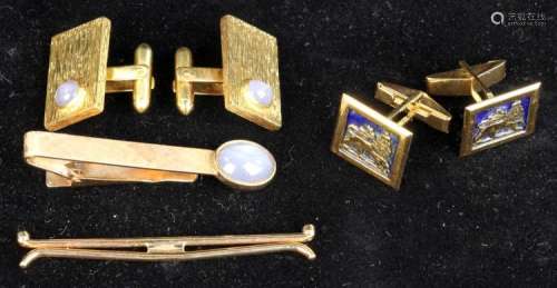 Collection of Men's 18k and 14k Gold Jewelry