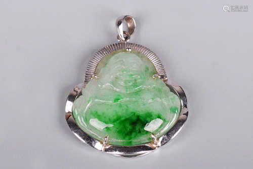 18K WHITE GOLD AND JADEITE CARVED MILEFO PENDANT