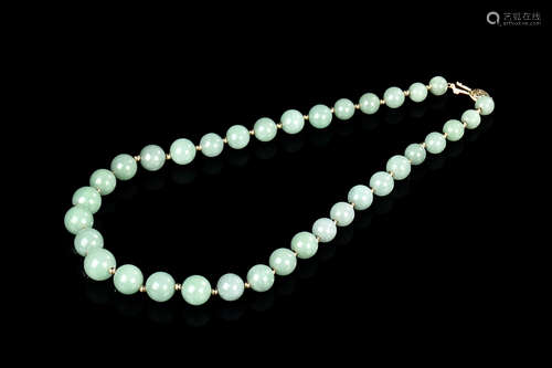 JADEITE BEAD NECKLACE WITH 14K GOLD CLASP