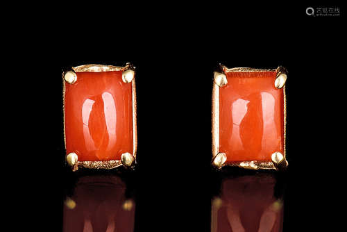 14K YELLOW GOLD RECTANGLE CABOCHON CUT CORAL EARRINGS