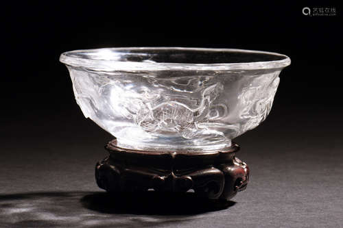 CRYSTAL 'FOUR SYMBOLS' BOWL WITH STAND