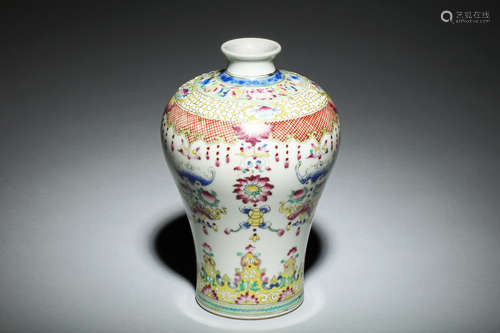 FAMILLE ROSE VASE, MEIPING