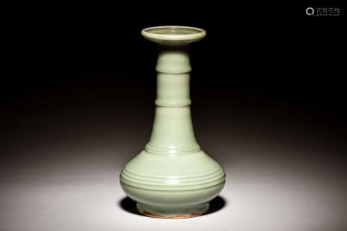 LONGQUAN WARE BOTTLE VASE