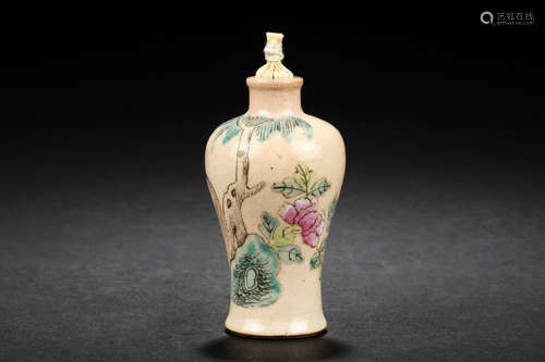 FAMILLE ROSE 'FLOWERS' SNUFF BOTTLE