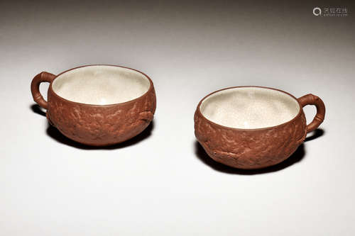 PAIR OF YIXING ZISHA TEA CUPS