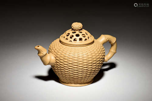 YIXING ZISHA 'BASKET' TEAPOT