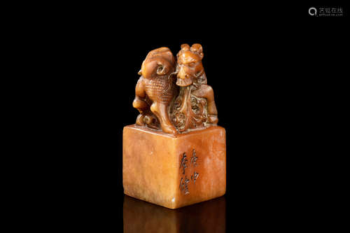 SHOUSHAN STONE CARVED 'QILIN' SEAL STAMP