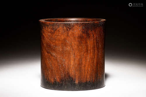 HARD WOOD BRUSH POT