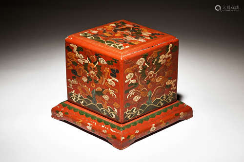 WOODEN LACQUER BOX