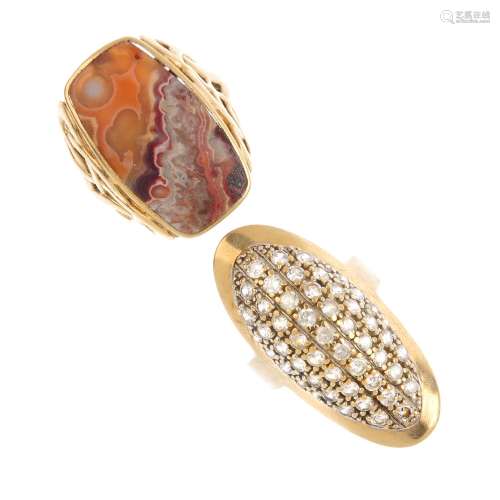 (52441) Two 9ct gold gem-set rings. To include a diamond cluster ring, together with an agate signet