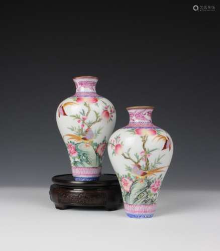 PAIR OF CHINESE PORCELAIN FAMILLE ROSE BIRD AND PEACH VASES