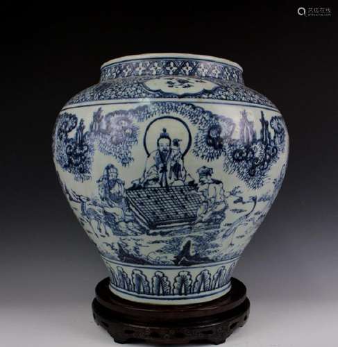 CHINESE PORCELAIN BLUE AND WHITE FIGURES JAR