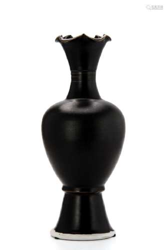 Black Glazed Ting Baluster Vase