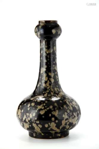 Chinese Chi-Chou Garlic Head Vase