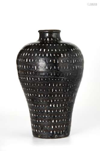Chinese Ji-Chou Spotted Meiping Vase