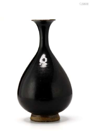 Rare T'su-Chou Black Glazed Vase