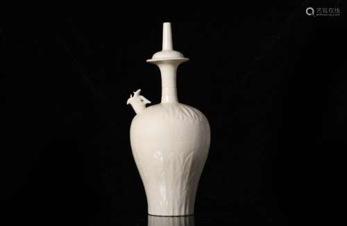 Chinese White Glazed Vase