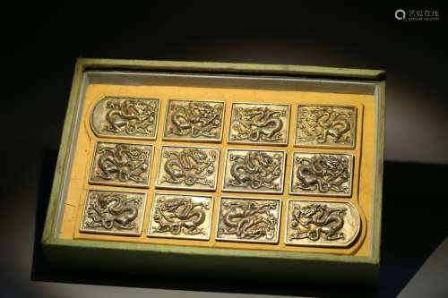 12 Pieces Chinese Gilt Bronze Belt Buckle