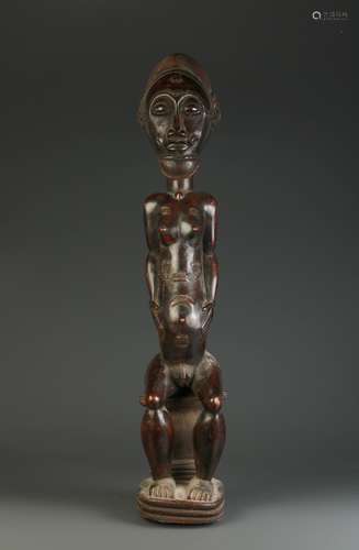 A Very Fine Carved African Wood Carving