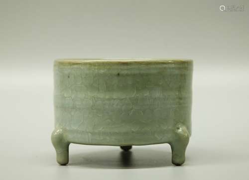 Chinese GuanYao Song Style Tripod Censer