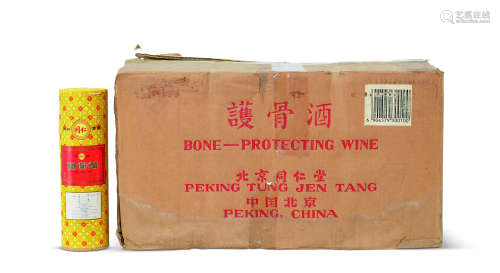 1995年 北京同仁堂虎骨酒 （1箱24瓶）