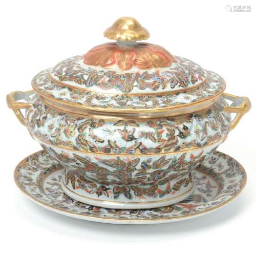 Chinese Export Enameled Tureen with Underplate
