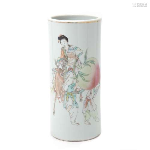 Famille Rose Cylindrical Umbrella Stand, Republic