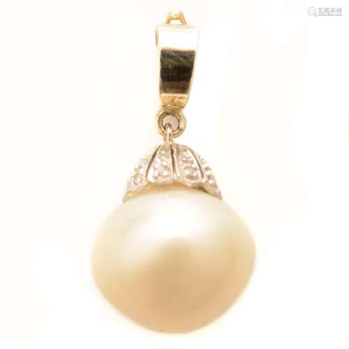 Cultured Pearl, Diamond, 14k White Gold Pendant