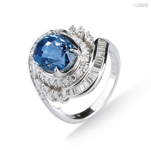 斯里兰卡5.02克拉皇家蓝蓝宝石镶铂金钻石戒指