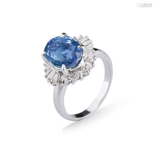 斯里兰卡皇家蓝4.34克拉蓝宝石镶铂金钻石戒指